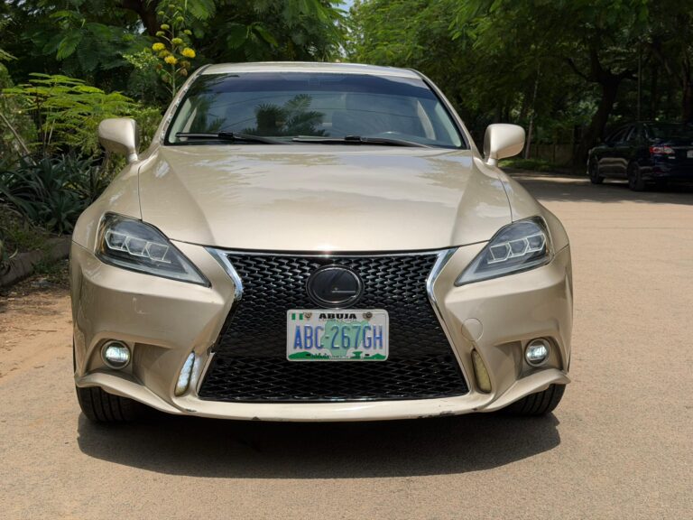 Awoof Deal: Extremely clean Nigerian Used 2007 IS250 upgraded to 2014 with untampered engine nd gear going for just 6m only