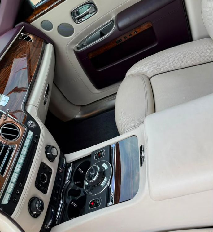
								BILLIONAIRE DEAL💰‼️  FOREIGN USED ROLLS-ROYCE GHOST 2019   ORIGINAL DUTY 📃  PRICE: 568M 💰  ABUJA DEAL 📍  NATIONWIDE DELIVERY full									