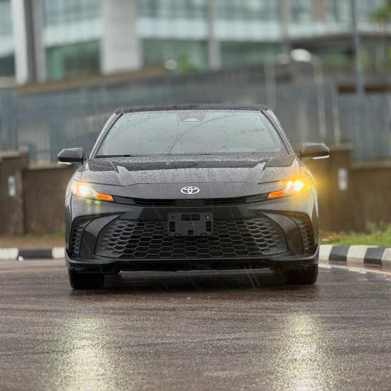 SUPER CLEAN FOREIGN USED TOYOTA CAMRY SE 2025  FULLEST OPTION 💯 COMES WITH TWO KEYS 🔑   ORIGINAL DUTY 📃  PRICE: 60M   ABUJA DEAL 📍  NATIONWIDE DELIVERY