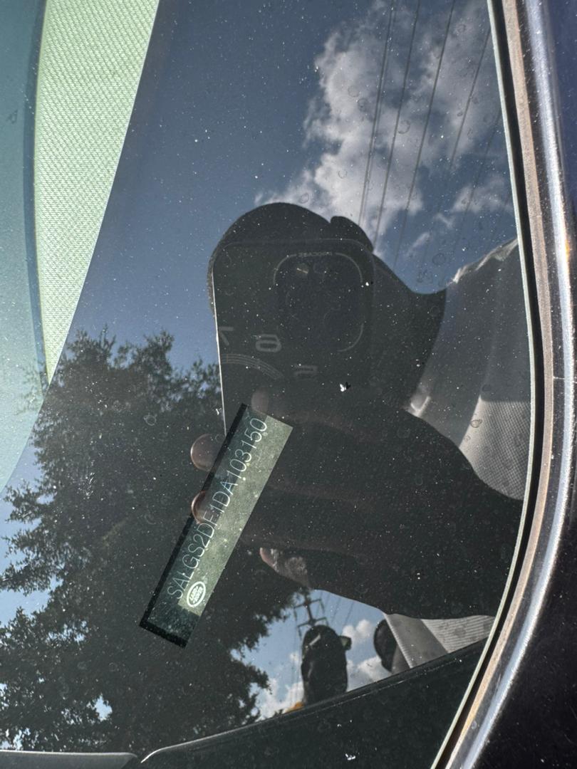 
								Good Deal‼️‼️‼️ 2025 Entry 2013 Neatly facelifted Range Rover Sport HSE car is in pristine condition (Nothing To Fix) fullest option (Keyless Double pano and more) with original duty going for just 24.5m with me (Moveable) Lugbe Abuja📍 ZERO CHAIN DEAL full									