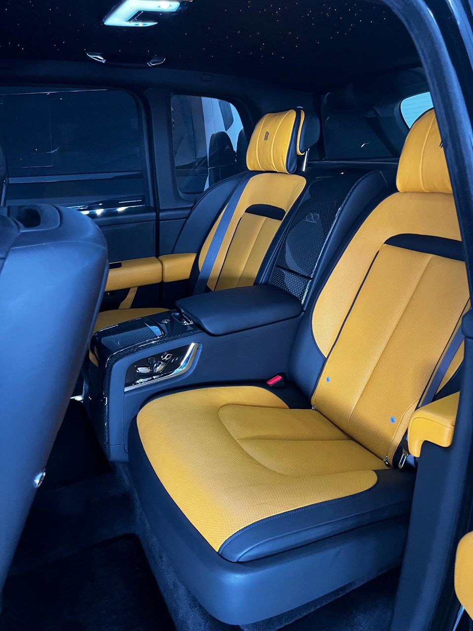 
								Price review ‼️‼️‼️‼️‼️‼️ Brand new 2024 ROLLS ROYS CULLINAN  WITH ORIGINAL DUTY  CLEAN TITLE  GOING FOR 1.1b now 800m Abuja deal full									