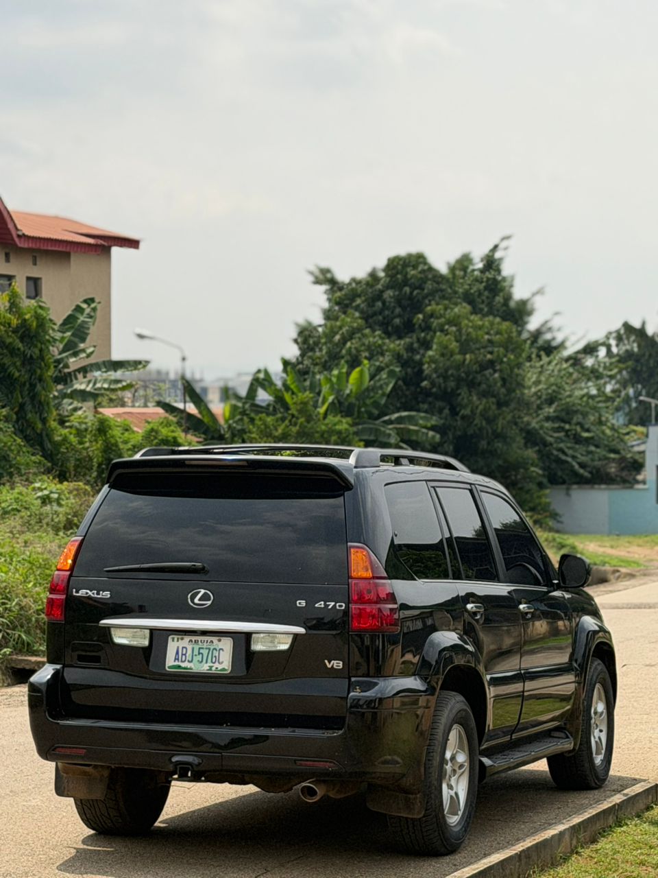 
								Distress Sell Extremely Clean Used Lexus GX470 2006 for just 7.9m Abuja full									