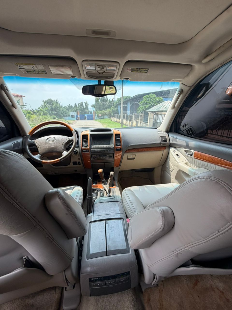 
								Distress Sell Extremely Clean Used Lexus GX470 2006 for just 7.9m Abuja full									