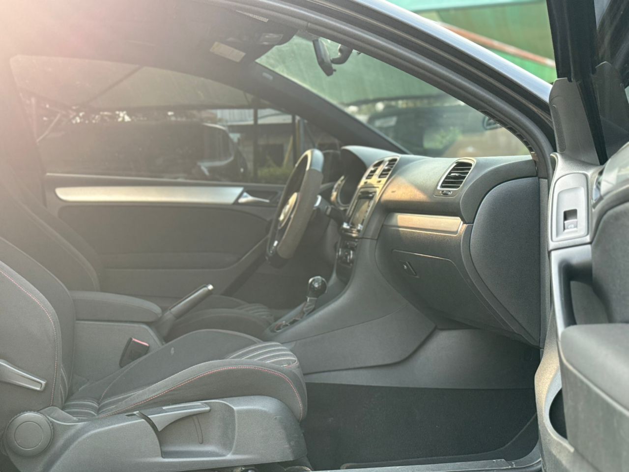 
								Massive distress Sell foreign used Volkswagen Gold GTI 2013 for just 8.9m Abuja full									
