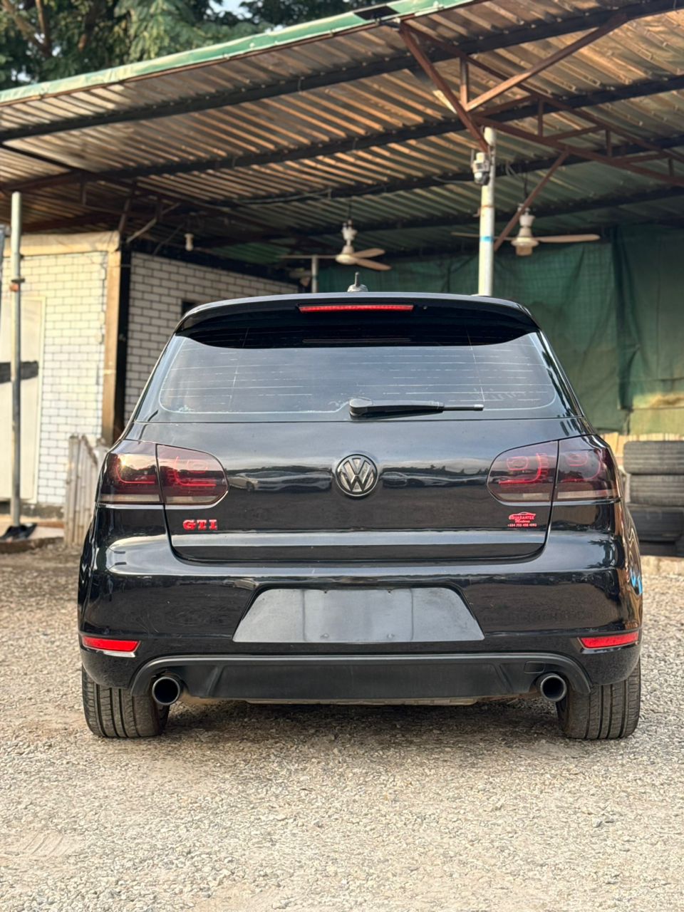 
								Massive distress Sell foreign used Volkswagen Gold GTI 2013 for just 8.9m Abuja full									
