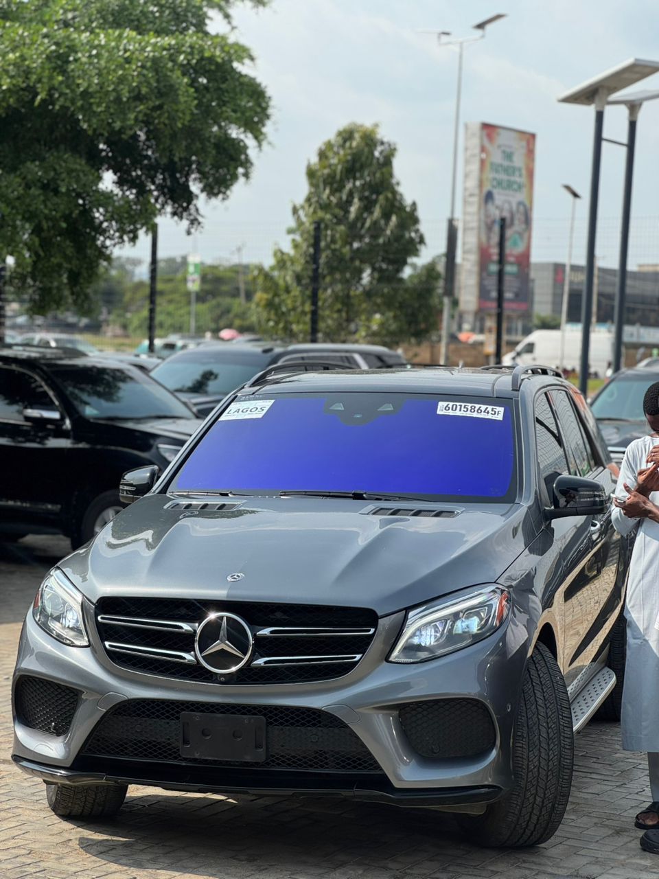
								FOREIGN USED 2017 GLE350 FULLEST OPTION   WITH 360 CAMERA  SUCTION DOOR  CLEAN BLACK INTERIOR  GOING FOR 32.5m With original duty  Abuja deal full									