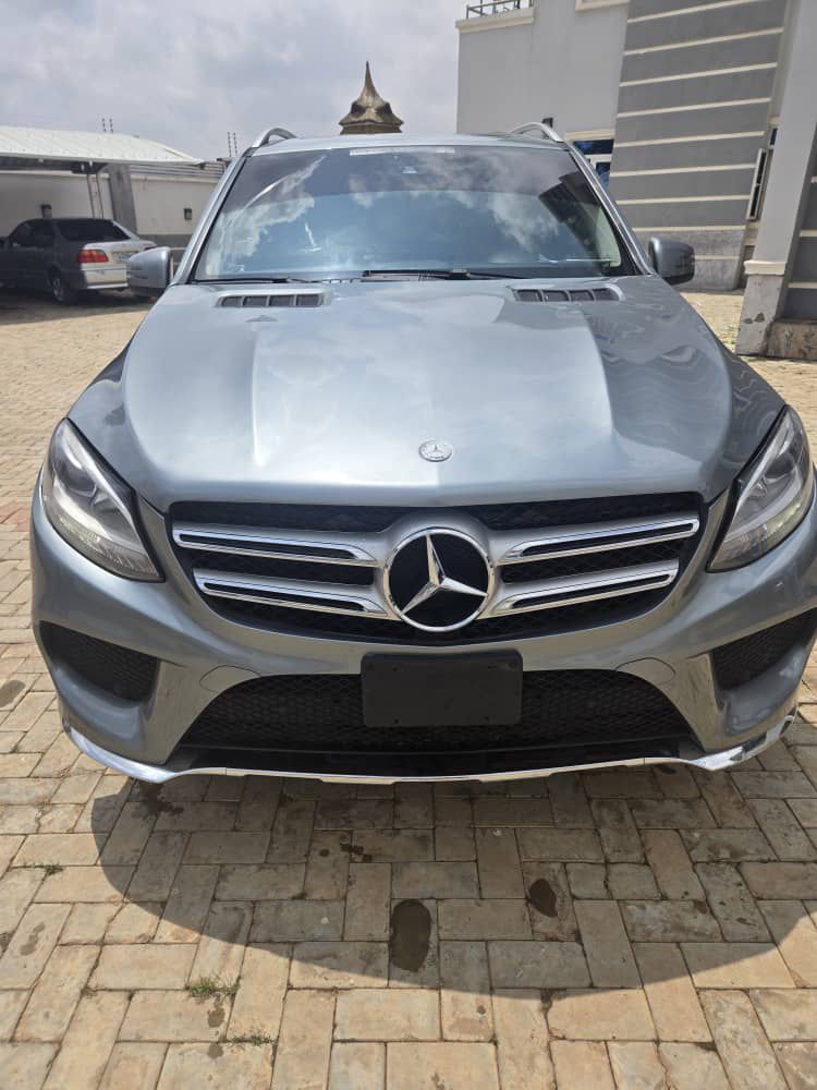 Giveaway Deal‼️‼️‼️ Carefully Used (Unregistered) 2013 MBenz ML350 Facelifted to Gle350 (Keyless & Sunroof) With Original Duty going for just 15.3m Net Dawaki Abuja📍 ZERO CHAIN DEAL