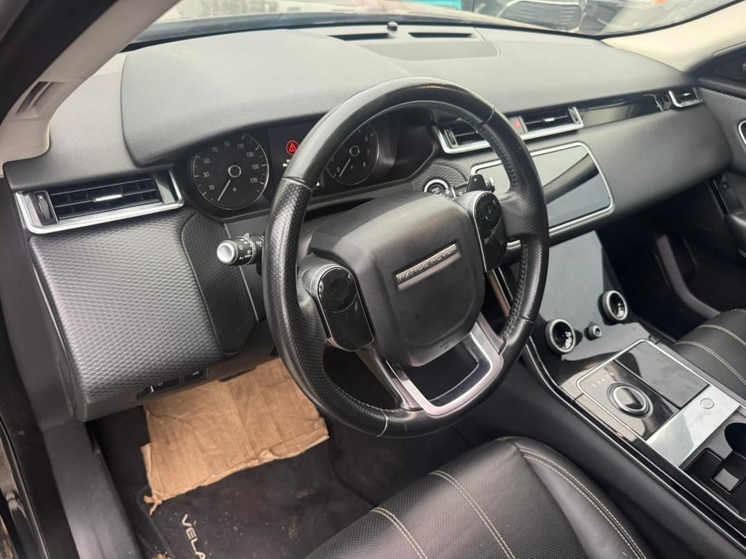 
								2020 Range Rover Velar  Awoof deal  For just 37.5m now full									
