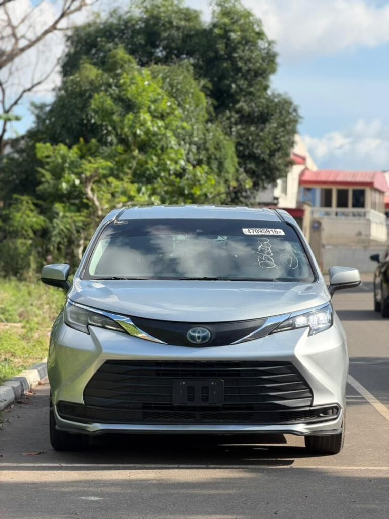DISTRESS DISTRESS DISTRESS 🔥🔥FOREIGN USED 2022 TOYOTA SIENNA WITH FULLY PAID DUTY 55M ONLY