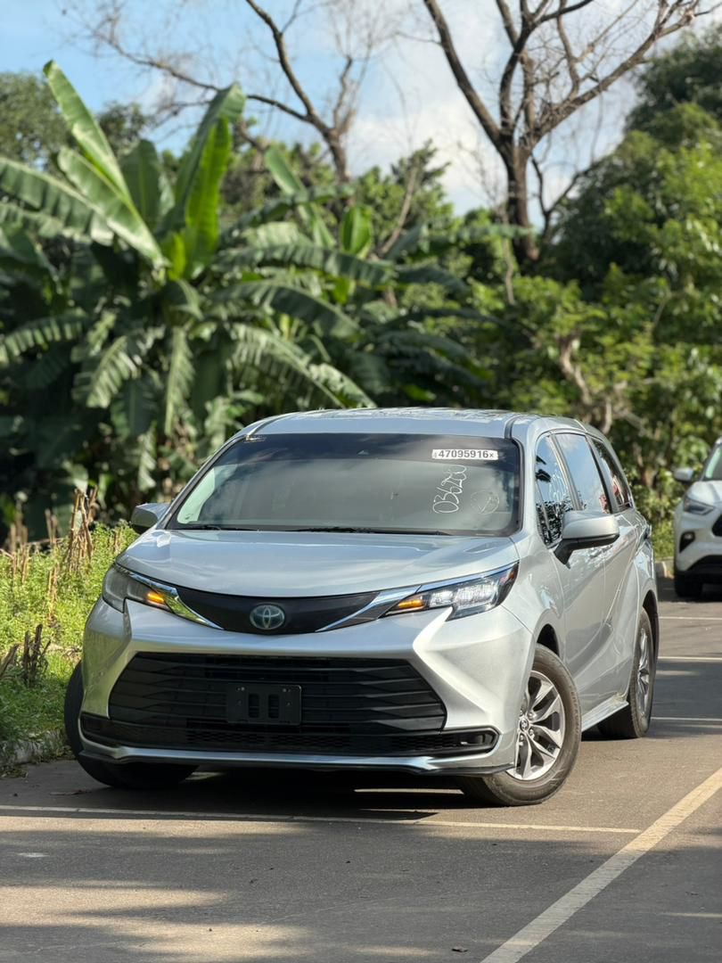 
								DISTRESS DISTRESS DISTRESS 🔥🔥FOREIGN USED 2022 TOYOTA SIENNA WITH FULLY PAID DUTY 55M ONLY full									