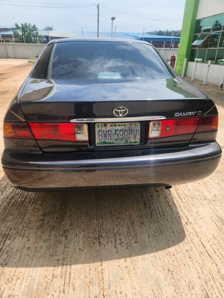 
								Belgium standard Toyota camry big light engine and gear untempared ac chilling 2.6 location karu Abuja full									