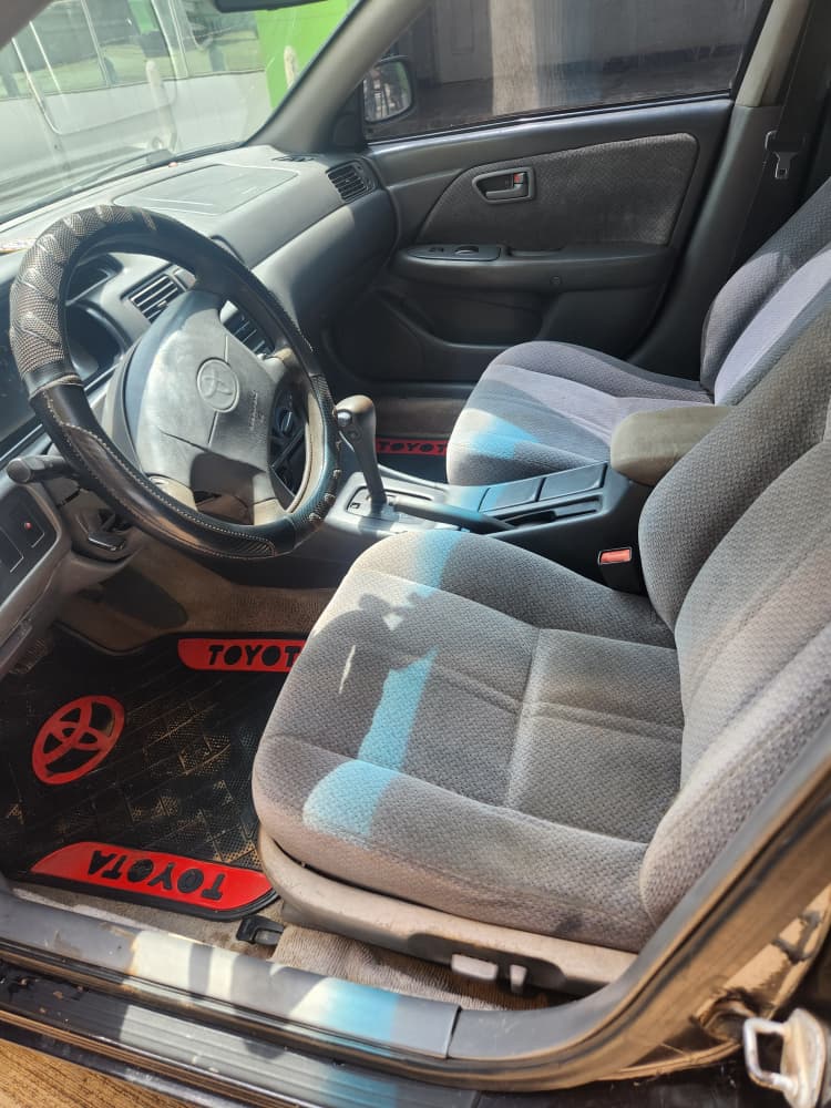 
								Belgium standard Toyota camry big light engine and gear untempared ac chilling 2.6 location karu Abuja full									