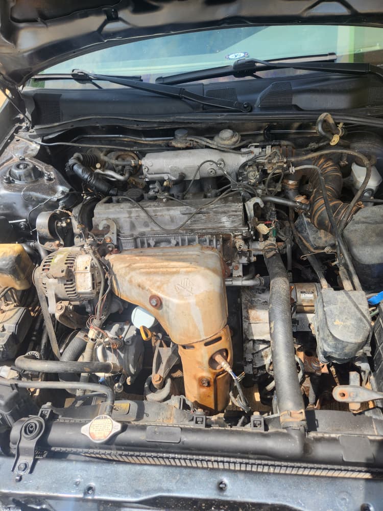 
								Belgium standard Toyota camry big light engine and gear untempared ac chilling 2.6 location karu Abuja full									