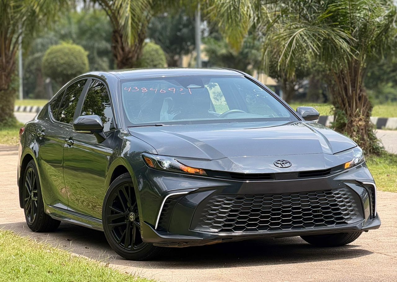
								EXTREMELY CLEAN 2025 TOYOTA CAMRY SE(HYBRID & PETROL) WiTh Custom Duty Going for Just 63m OnLy🔥  AbuJa LoKaTioN full									