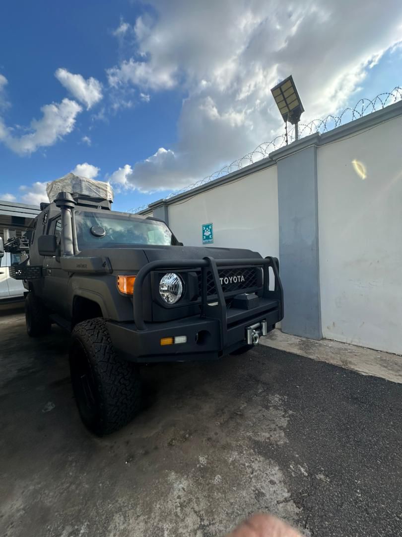 
								IDAN DEAL‼️‼️‼️ An extremely clean Brand new bulletproof military Toyota land cruiser Bufallo 2026 model with verify duty paid going for just 260m with sambo owners house Abuja📍 ZERO CHAIN DEAL full									