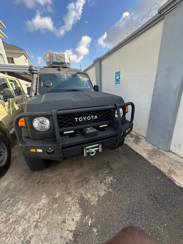 IDAN DEAL‼️‼️‼️ An extremely clean Brand new bulletproof military Toyota land cruiser Bufallo 2026 model with verify duty paid going for just 260m with sambo owners house Abuja📍 ZERO CHAIN DEAL