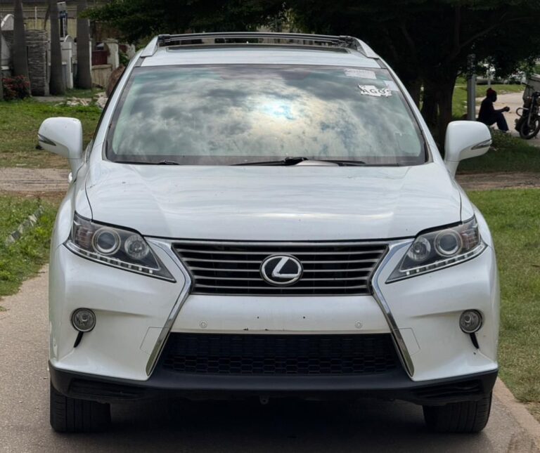 Distress sales ❌❌Direct Belgium 🇧🇪 Lexus RX350 2013 model Everything perfect Accident 🆓 original 📑 going for JUST 23m only