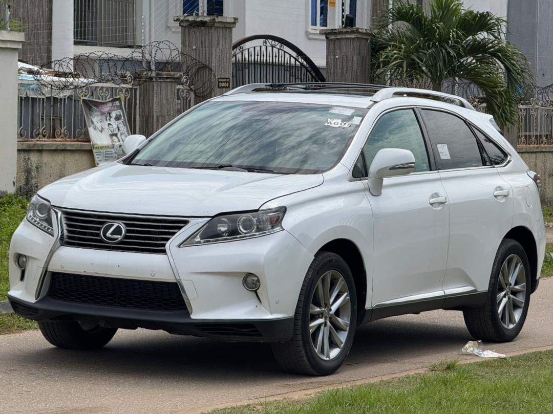 
								Distress sales ❌❌Direct Belgium 🇧🇪 Lexus RX350 2013 model Everything perfect Accident 🆓 original 📑 going for JUST 23m only full									