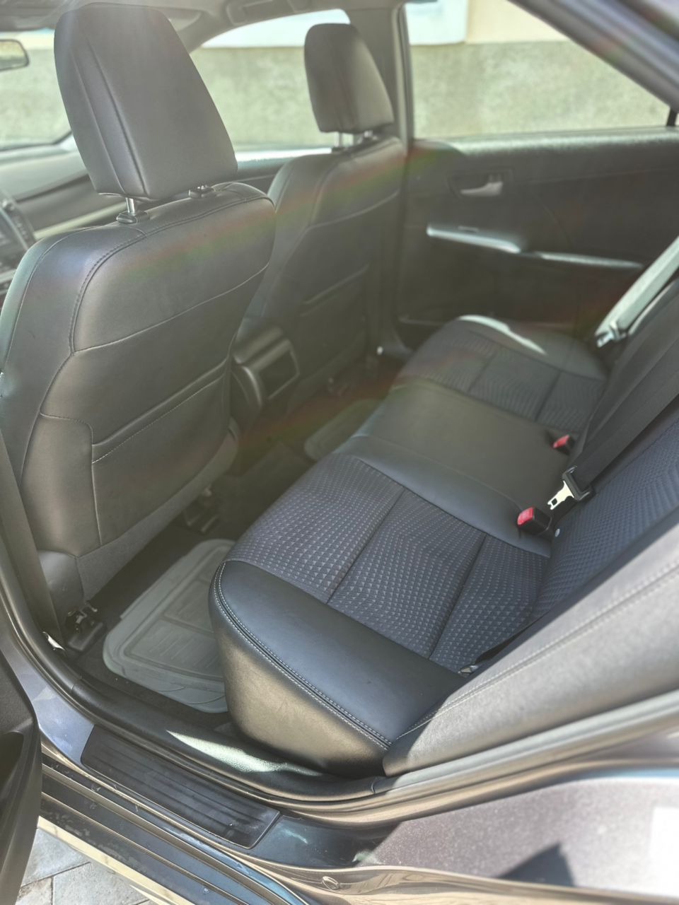 
								EXTREMELY SHARP  GRADE FOREIGN USED 2013 ON BELT TOYOTA CAMRY SE, MINT INTERIOR, NO SINGLE 9JA PAINT WITH UNTAMPARED ENGINE ND GEAR.GOING FOR JUST 13.5M ONLY full									