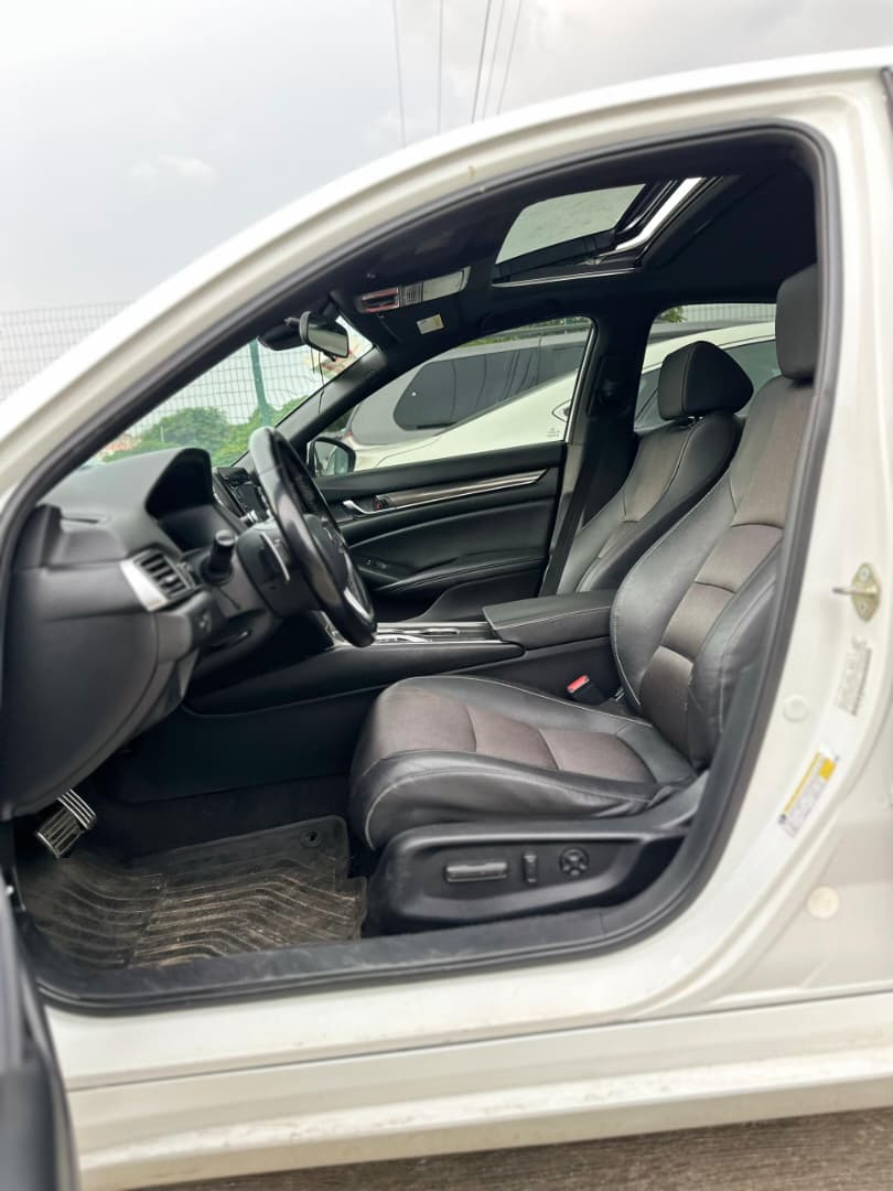 
								super clean foreign used 2020 Honda Accord 2.0T With original custom duty Turbocharged Smooth CVT Automatic Transmission (100% Intact) 💯 * Features: Touchscreen Infotainment | Apple CarPlay/Android Auto | Honda Sensing Safety Suite | Keyless Entry & Push Button Start | Chilling AC   💰23.5M 📍Abuja Gwarinpa full									