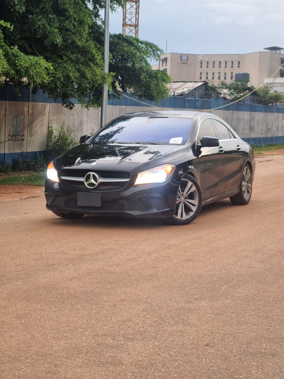 
								EXTREMELY SHARP 2016  MERCEDES BENZ CLA 250  UNREGISTERED BUT WITH PROPER DOCUMENTATION  PRICE:13M full									