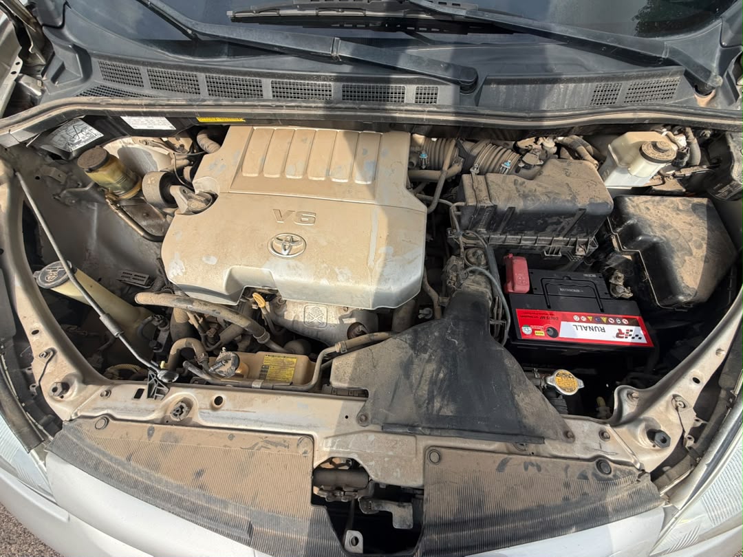 
								FOREIGN USED 2010 TOYOTA SIENNA ⚡⚡ WITH PROPER DOCUMENTATION  PRICE:9,999,999M 📍ABUJA full									