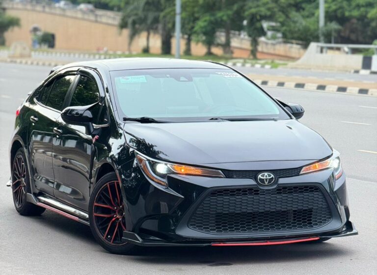 Not Ya ReGuLaR CORROLLA Oloun💥 🚘FOREIGN USED 2019 TOYOTA CORROLLA SPORTS🚘  followCome Tone Sound wit Spoilers in & Out pimped from Abroad🔥  22.5m OnLy💰 custom duty   AbuJa LoKaTioN