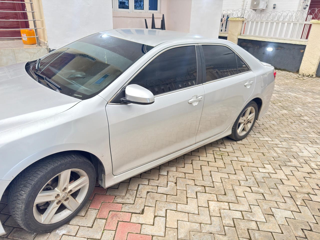 
								Super clean 2014 Camry SE Belgium grade buy and say a very big thank you, 💯 untampared engine and gear,, this car is 8.5m last, don’t border to come and negotiate full									