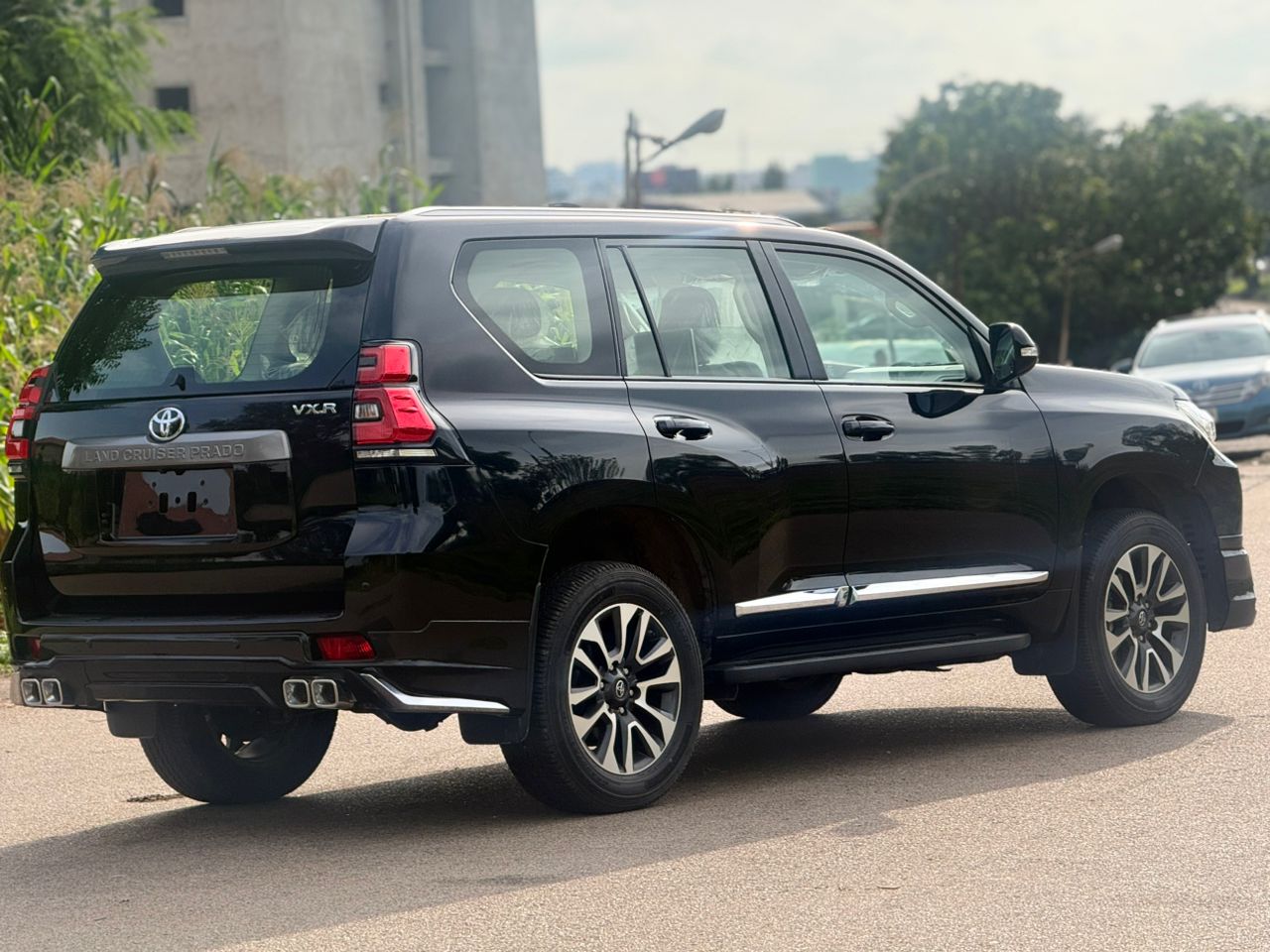 
								BRAND NEW 2024 TOYOTA LANDCRUISER PRADO VX-R(V6)⚡⚡ PRICE:110M 📍ABUJA full									