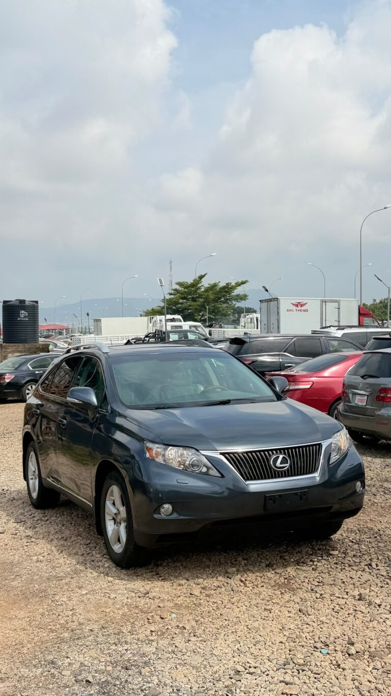 FOREIGN USED 2010 LEXUS RX350 WITH PUSH TO START, SUNROOF, LOW MILEAGE, MOUSE CONTROL AND VERIFIED DUTY VALID FOR 18.5 MILLION NAIRA ONLY