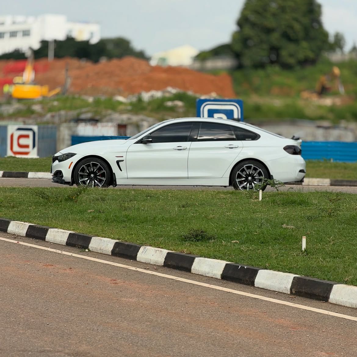 
								NEATLY USED BMW M440i 2019   ✨Fullest Option✨  Price💥: ₦46M  Abuja deal📍  Duty Fully Paid📃  ☎️📞   🇳🇬Nationwide Delivery ..After thorough inspection & payment! full									