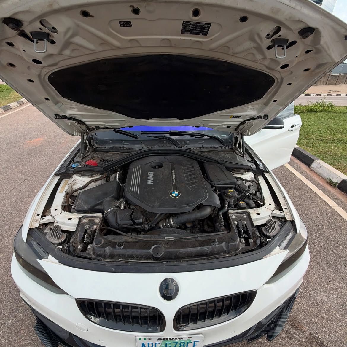 
								NEATLY USED BMW M440i 2019   ✨Fullest Option✨  Price💥: ₦46M  Abuja deal📍  Duty Fully Paid📃  ☎️📞   🇳🇬Nationwide Delivery ..After thorough inspection & payment! full									