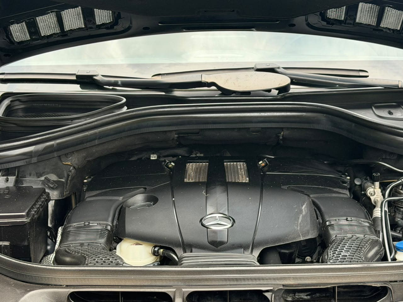 
								DISTRESS DISTRESS…2018 Mercedes Benz GLE Foreign Used with Excellent condition, Power steering alloy wheels air conditioning sunroof spacious interior smooth ride and reliable performance Full Options complete custom fully paid. GOING FOR 36M full									