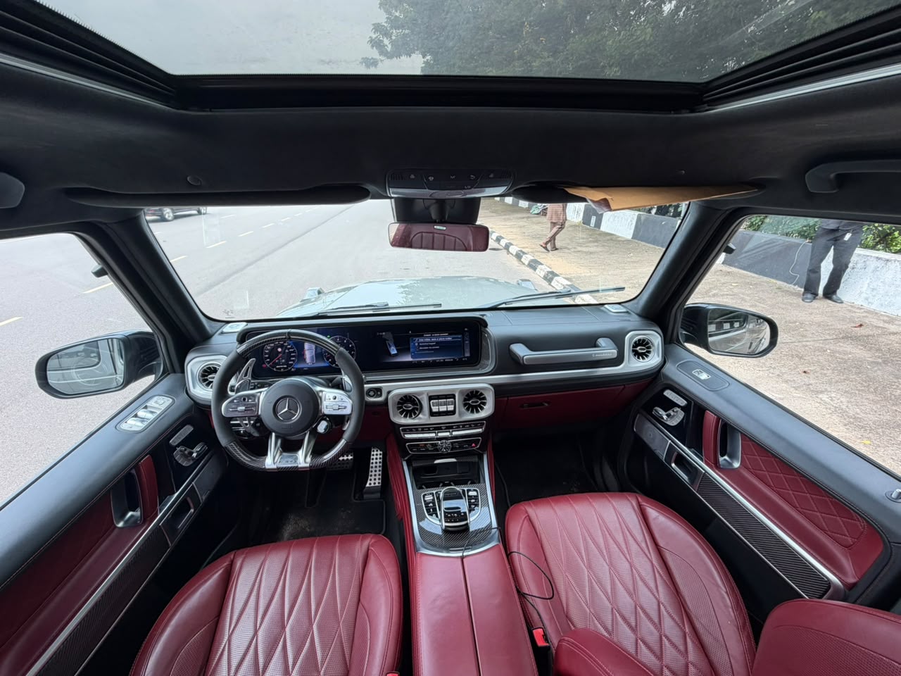 
								2022 MERCEDES-BENZ G63 AMG🔥  The G63 isn’t for everyone. It’s for the ones who have arrived.  350M OnLy💰custom duty  A statement SUV for those who don’t just enter a room — they make an entrance.  AbuJa LoKaTioN full									