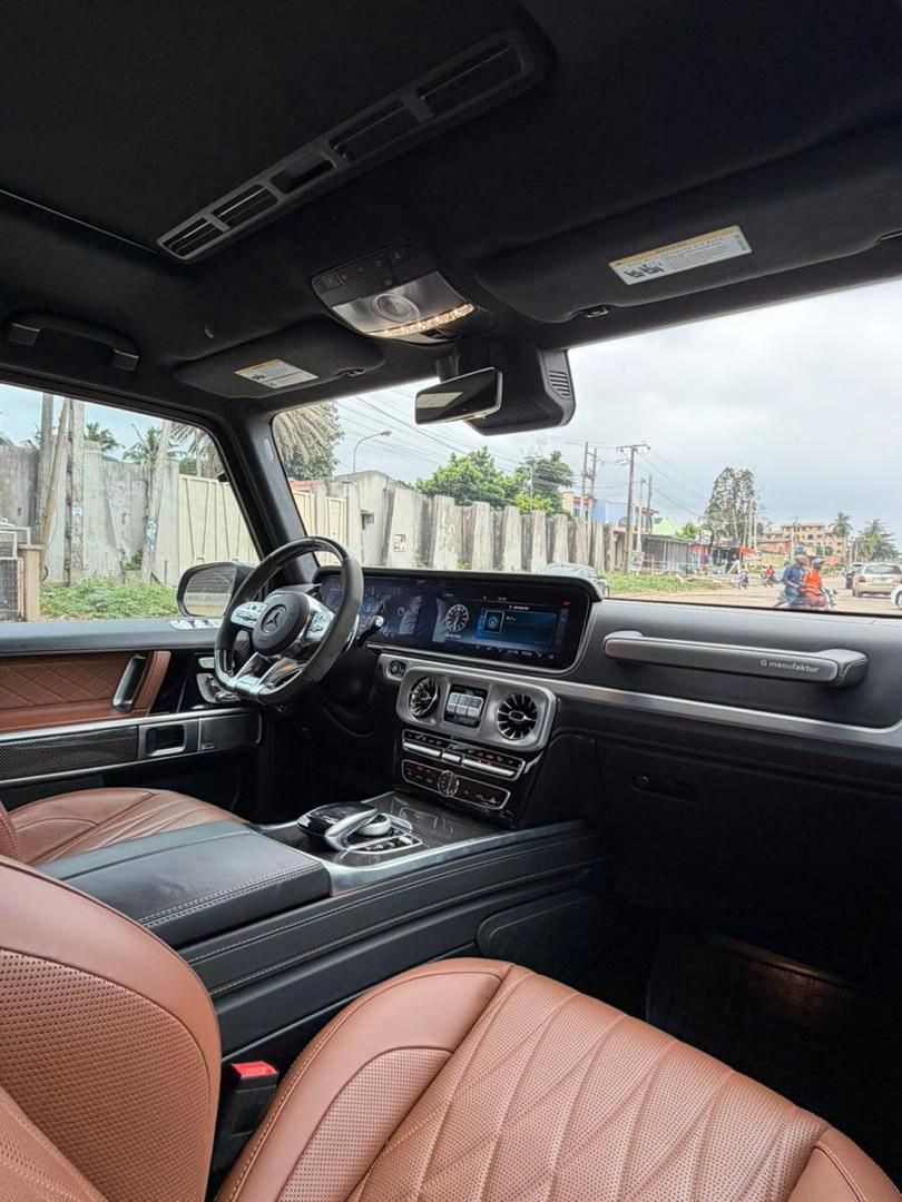 
								SUPER CLEAN FOREIGN USED MERCEDES BENZ GELANDE WAGEN (G63) 2022 🇺🇸  ORIGINAL DUTY 📃  PRICE: 230M 💰  ABUJA DEAL 📍  NATIONWIDE DELIVERY full									