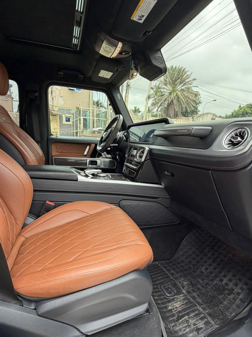 
								SUPER CLEAN FOREIGN USED MERCEDES BENZ GELANDE WAGEN (G63) 2022 🇺🇸  ORIGINAL DUTY 📃  PRICE: 230M 💰  ABUJA DEAL 📍  NATIONWIDE DELIVERY full									