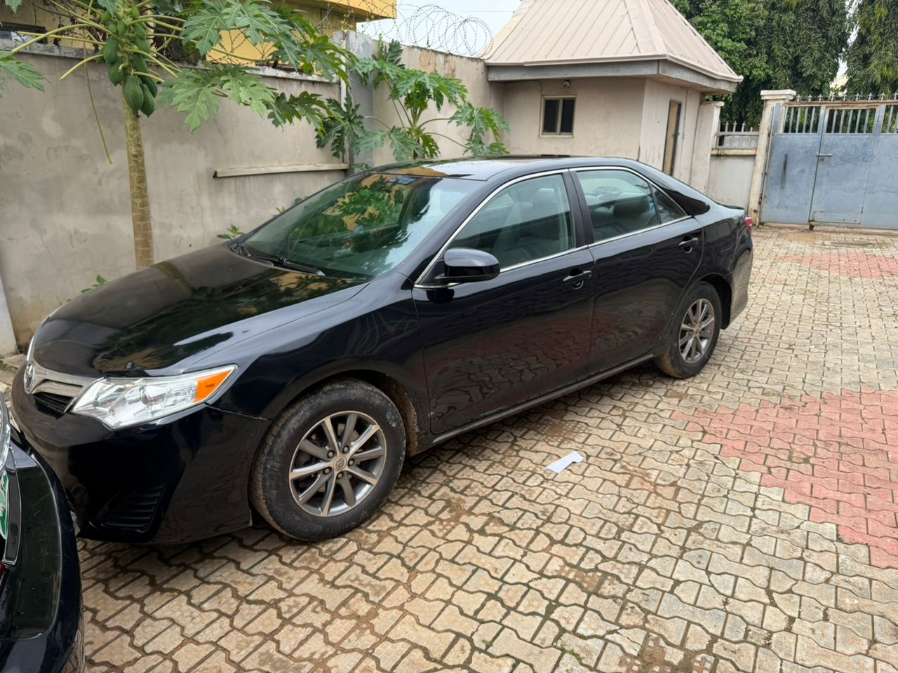
								this shary camry 2014 is now going for 9.3m now now money is needed full									