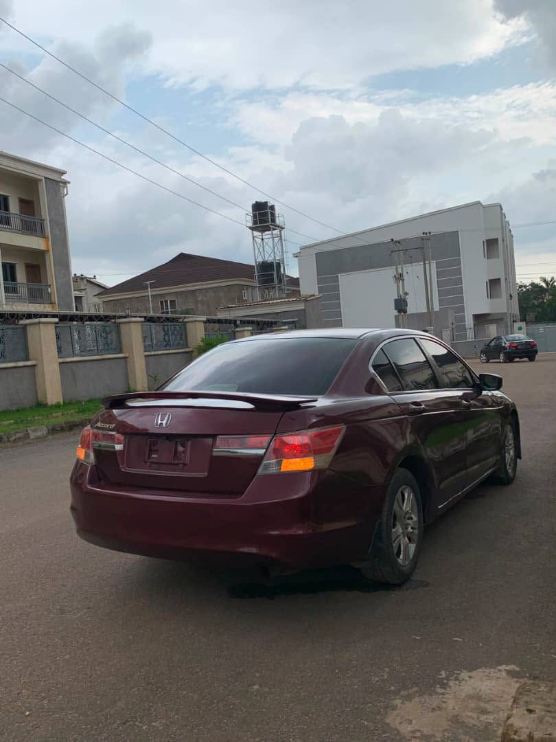 
								Extremely clean used 2011 Honda Accord with untempered engine and gear going for 4.850M 📍Abuja Car is with me full									
