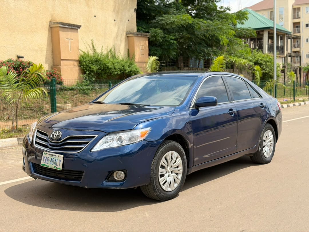 
								this is a very clean camry 2011  for only 7m now full									