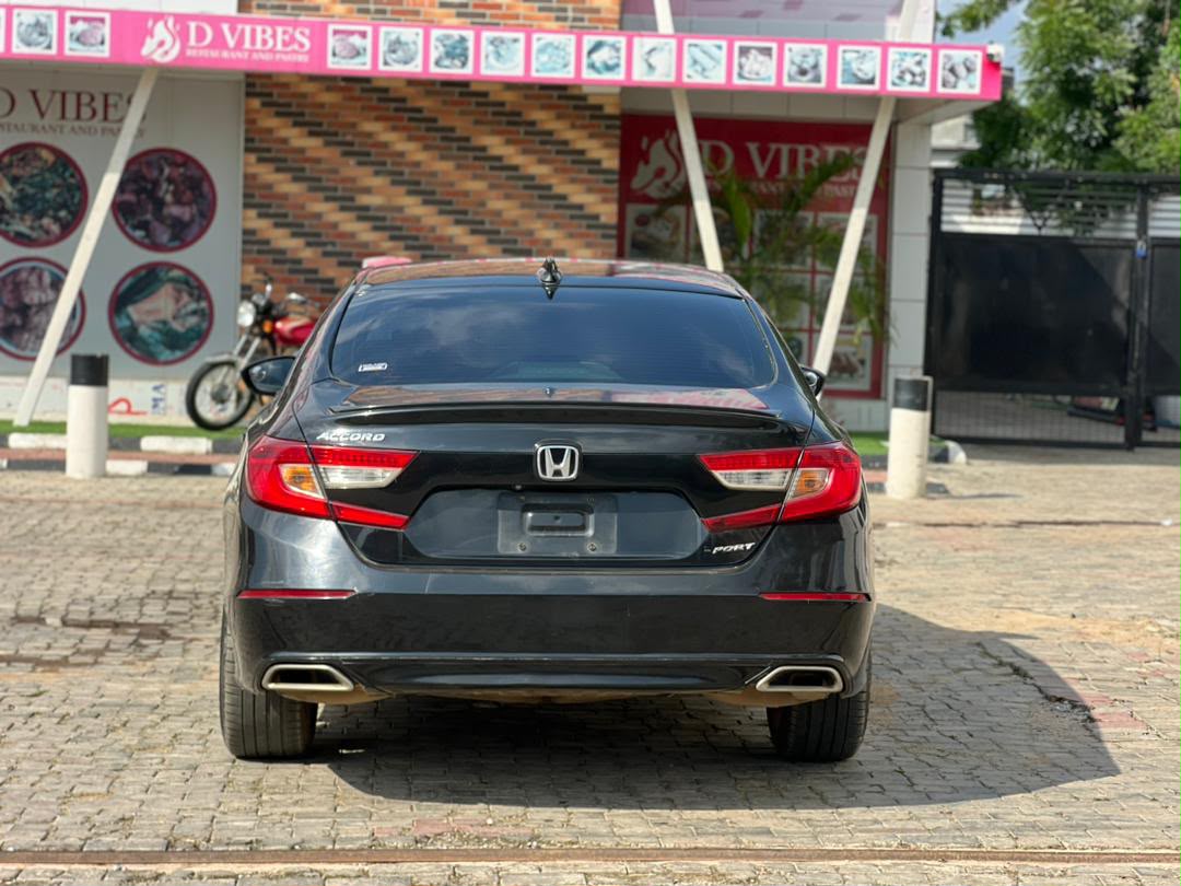 
								*2018 Sharp used Honda Accord with everything intact 14 Million full									
