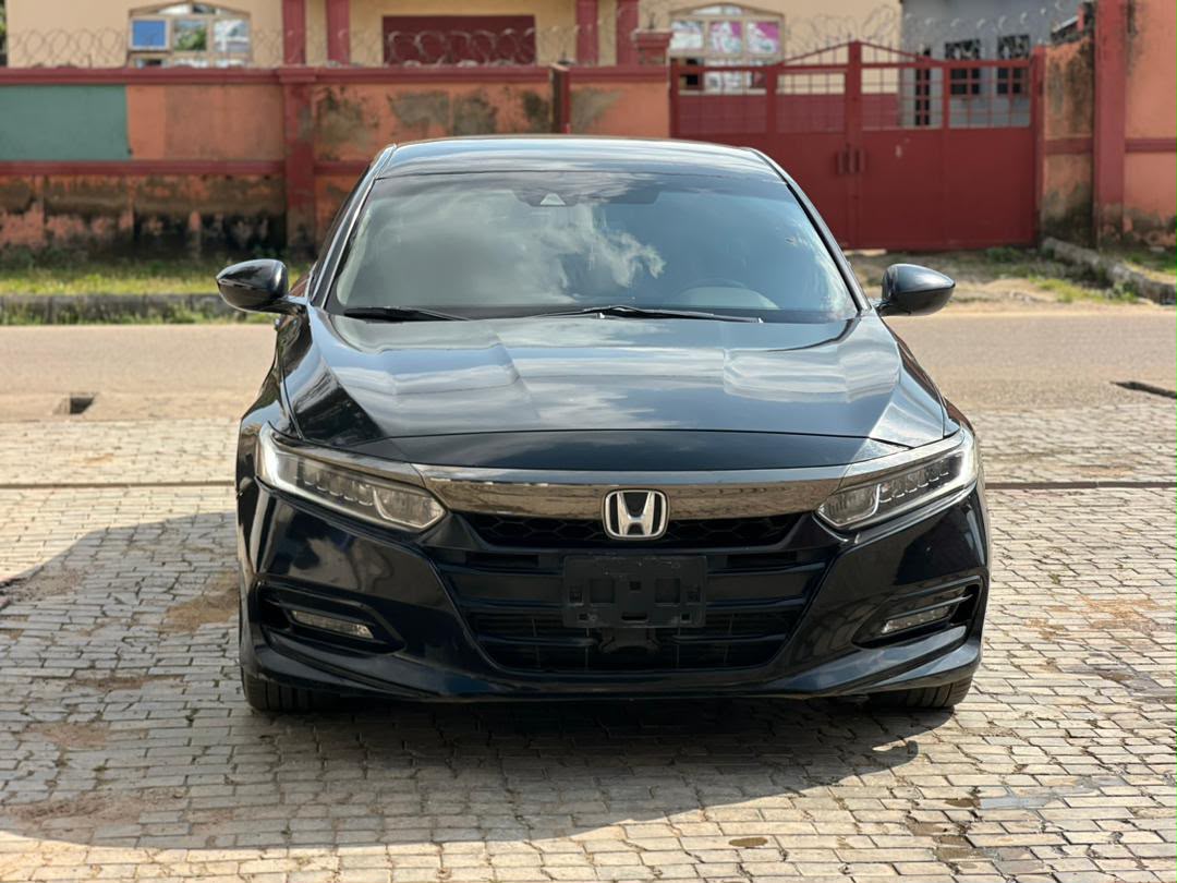 
								*2018 Sharp used Honda Accord with everything intact 14 Million full									