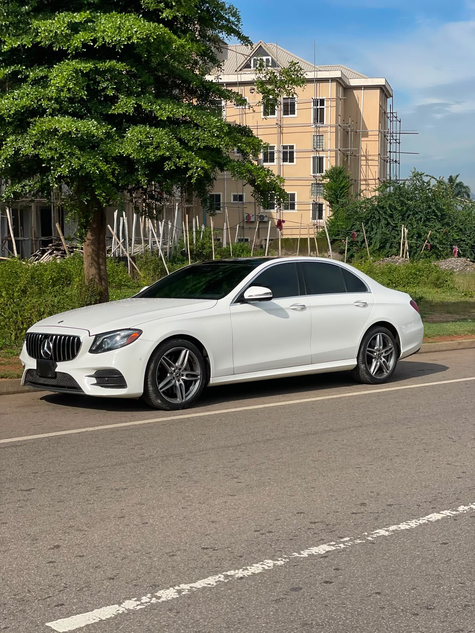 
								2019 E450  Foreign used  super clean  price:50million only full									