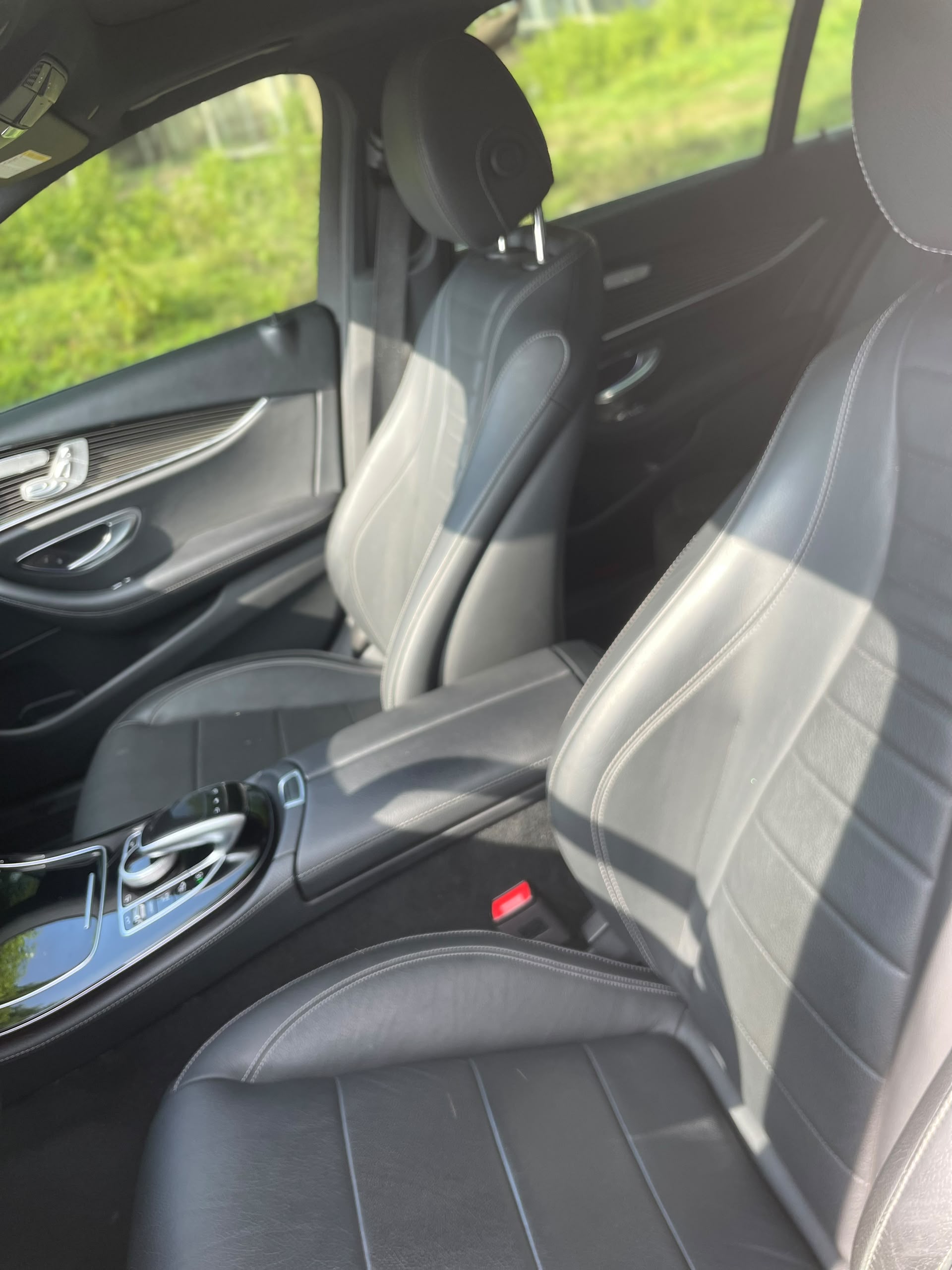 
								2019 E450  Foreign used  super clean  price:50million only full									