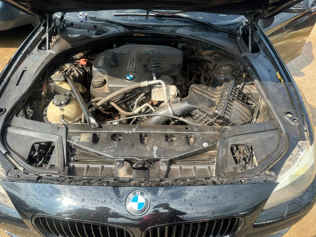 
								Mad distress 2014 BMW F10 528i XDrive with original documents and fully Untampered engine and gear ac super chilling super clean interior and exterior buy and drive.  💰 6.3 million naira 📍 Abuja full									