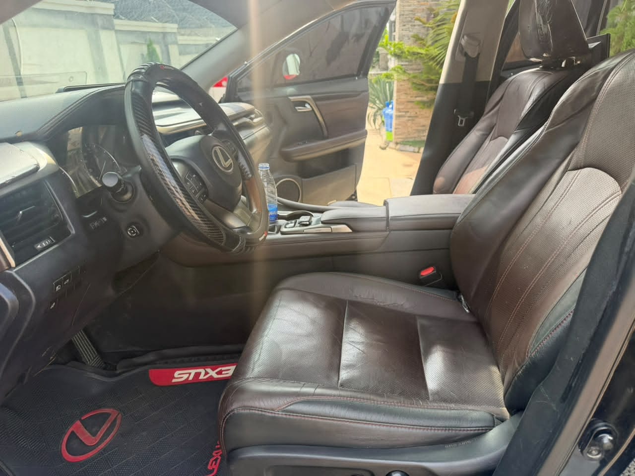 
								Hot Distressed  2017 RX350. Used with nothing to fix. 24.7m. Location abuja full									