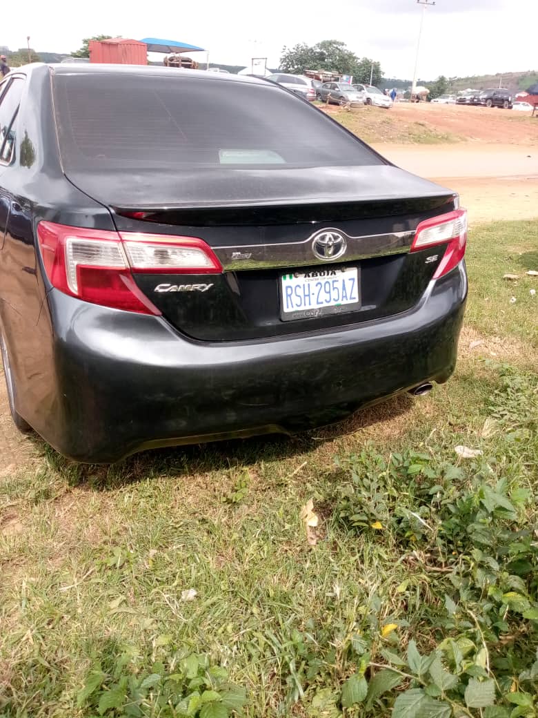 
								Toyota Camry 2014 model untamperd engin and gear everything is ok going for 8,2m Location apo with me full									