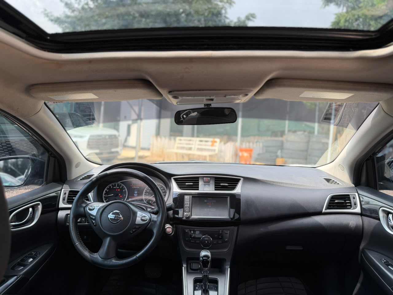 
								Foreign used 2020 Nissan Sentra for 15.5m Abuja full									