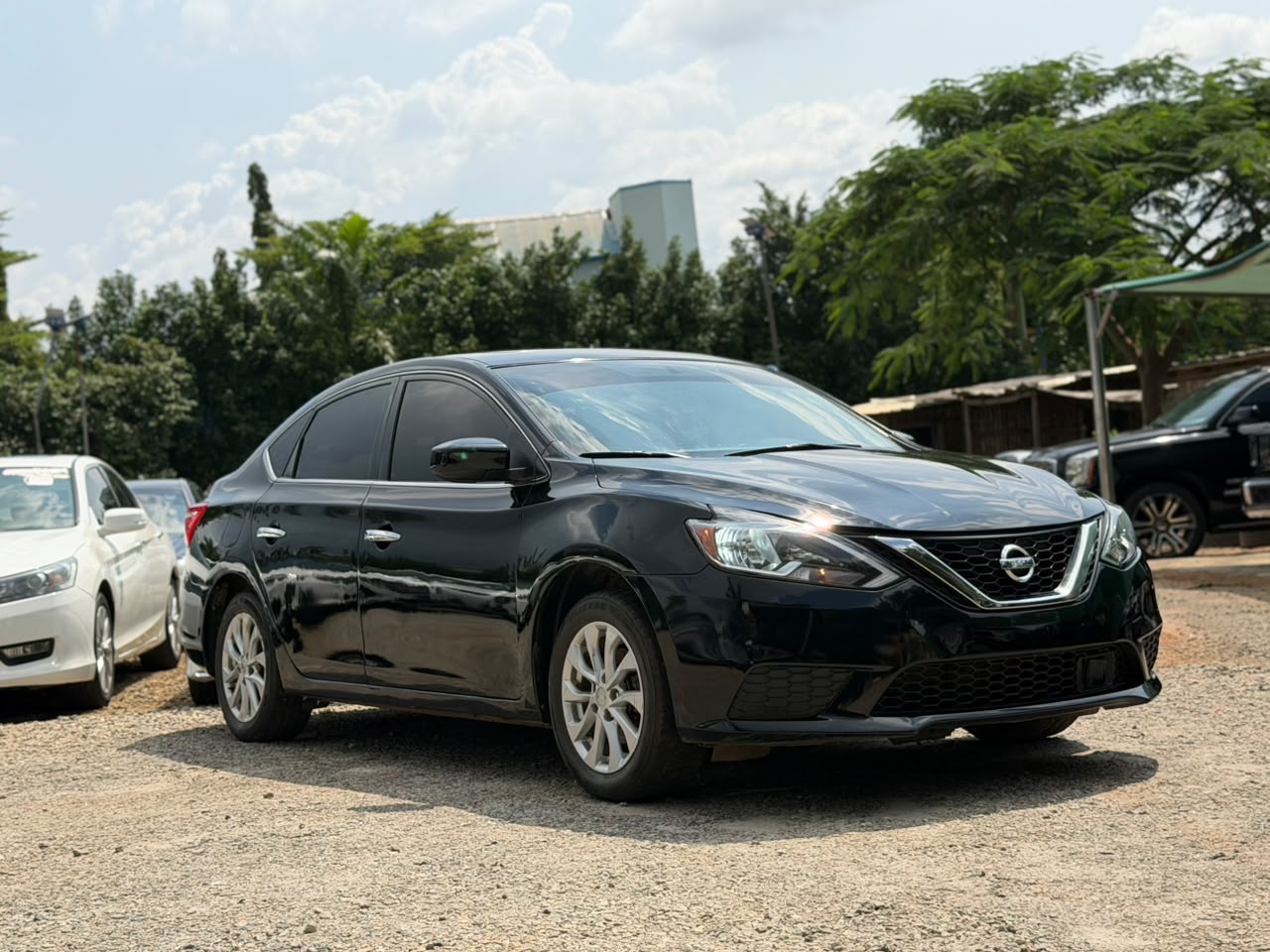 
								Foreign used 2020 Nissan Sentra for 15.5m Abuja full									