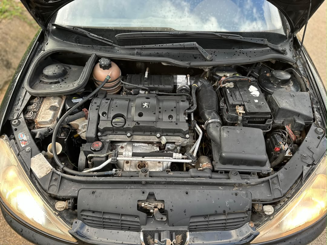 
								Neatly Used Peugeot 206 2004 for just 3.7m Abuja full									