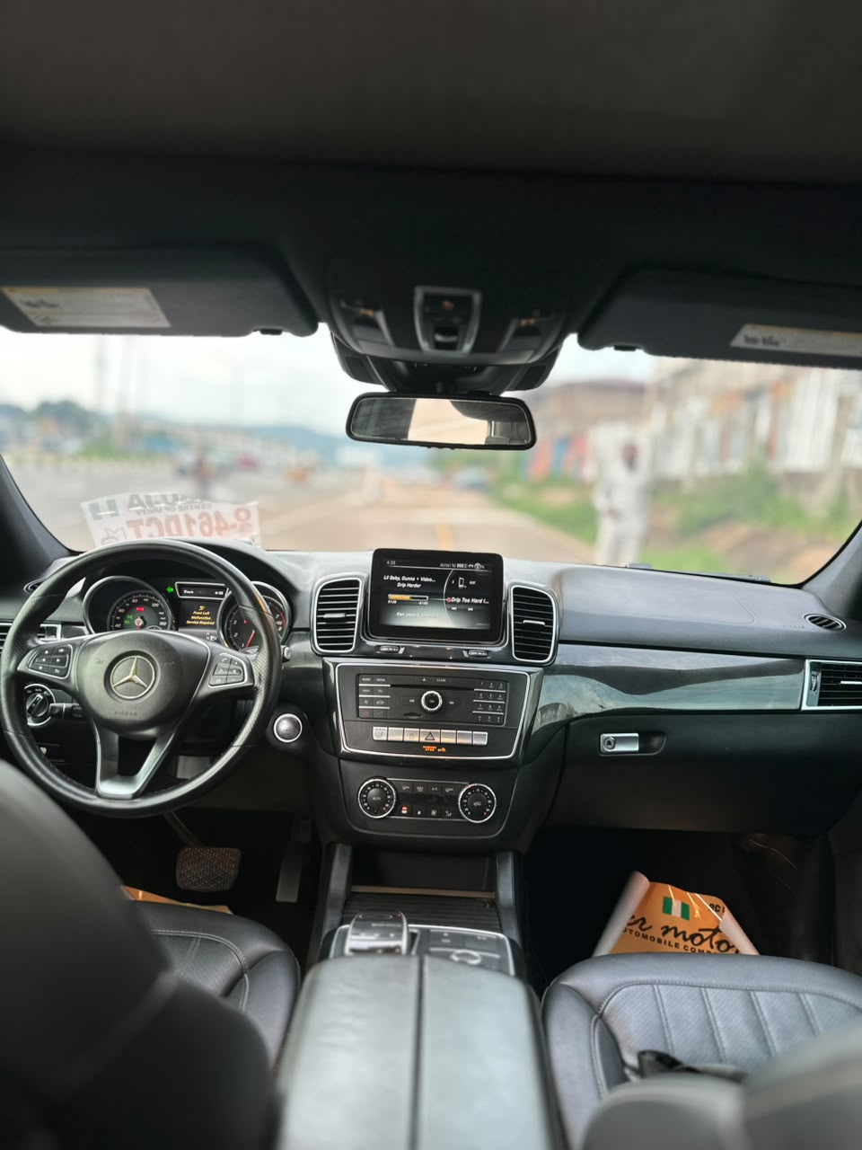 
								2017 full option gle350  Accident free No check light  Below 90k miles Buy and drive  25M full									